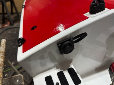  Autopilot plug, camcleat, and cockpit tent hooks are installed.  